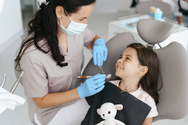Best Emergency Wisdom Tooth Extraction in South Gate Ridge, FL